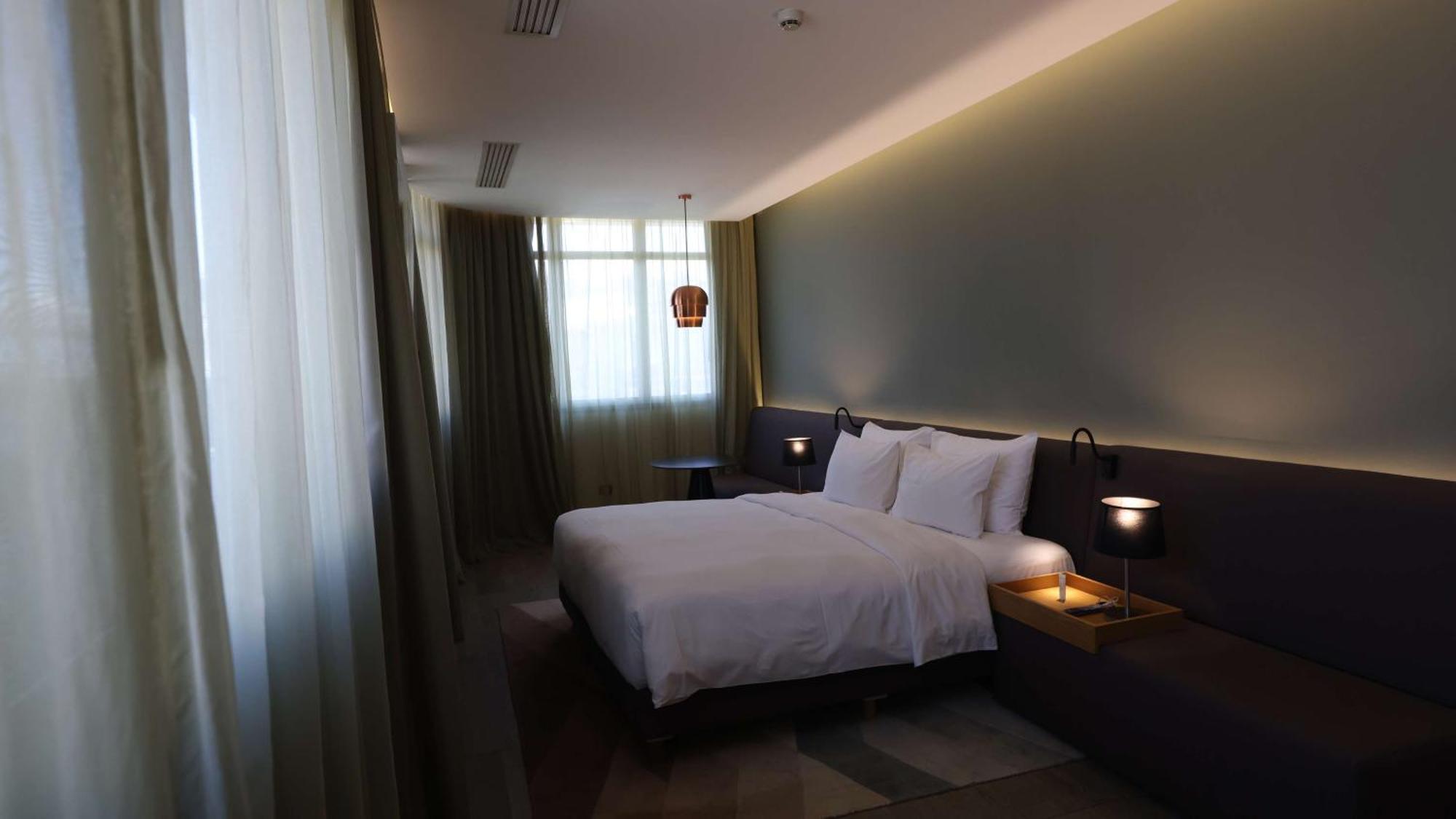 Radisson Blu Hotel, Verdun Hotel Beirut